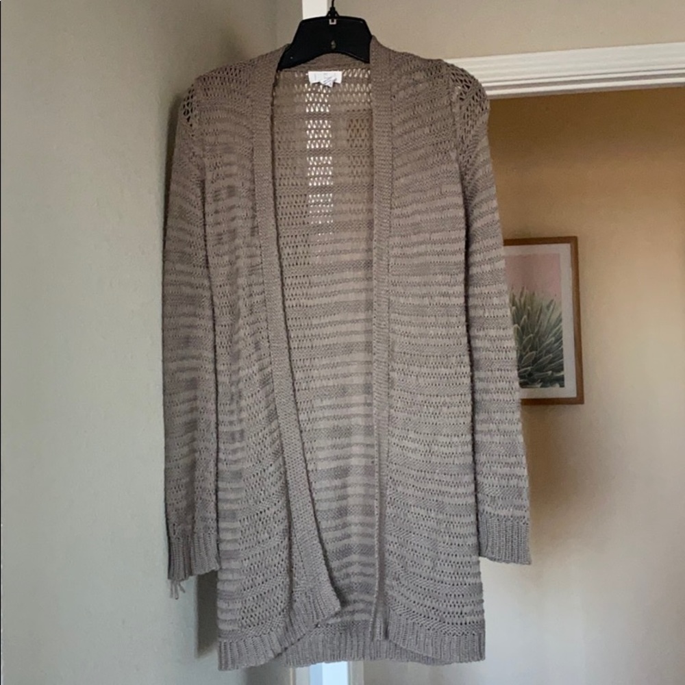Light knit cardigan